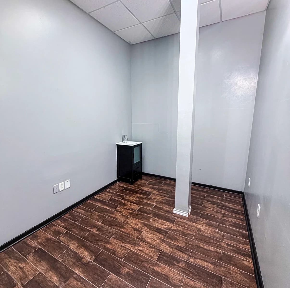 Suite 06 — 2