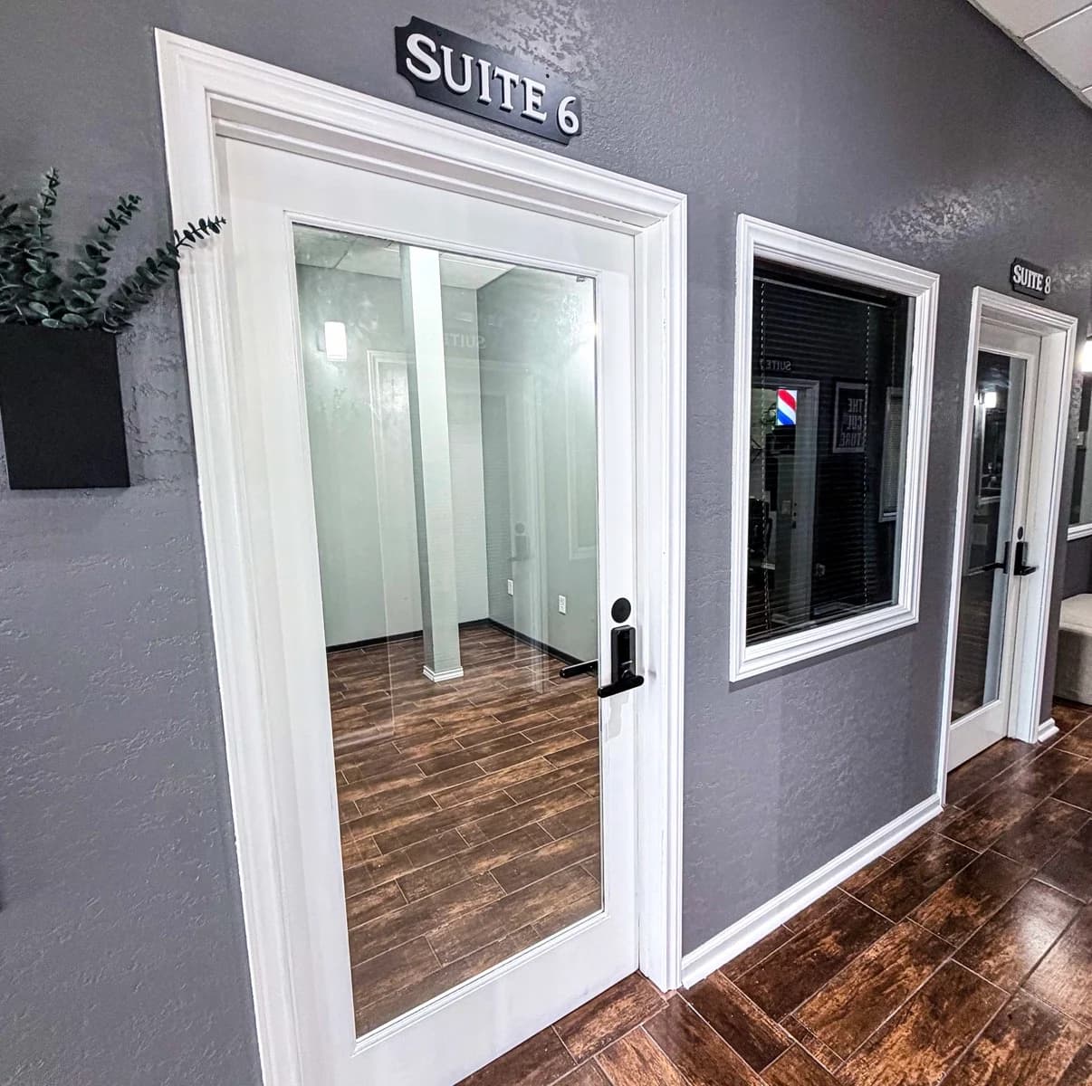 Suite 06 — 1